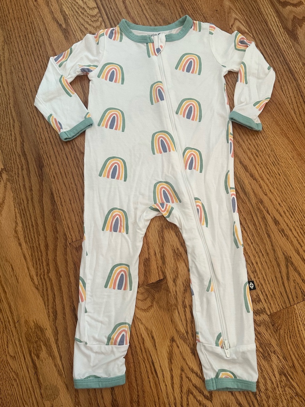Kyte Rainbow Zipper Romper